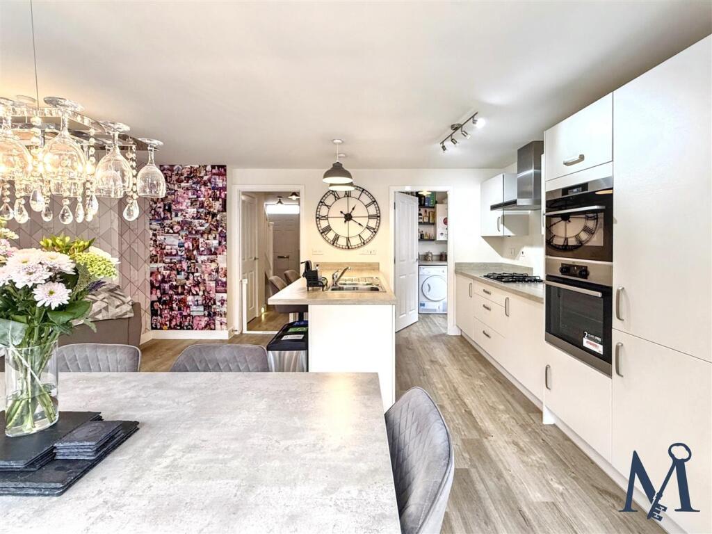 Open Plan Kitchen Diner