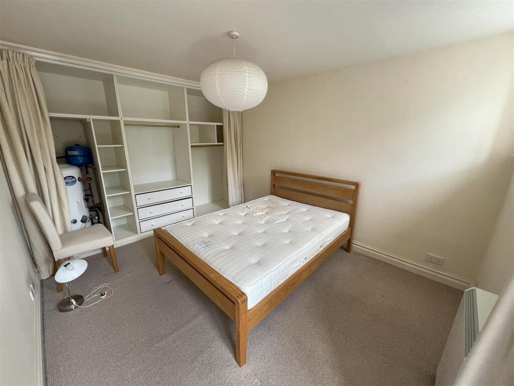 Bedroom.jpeg