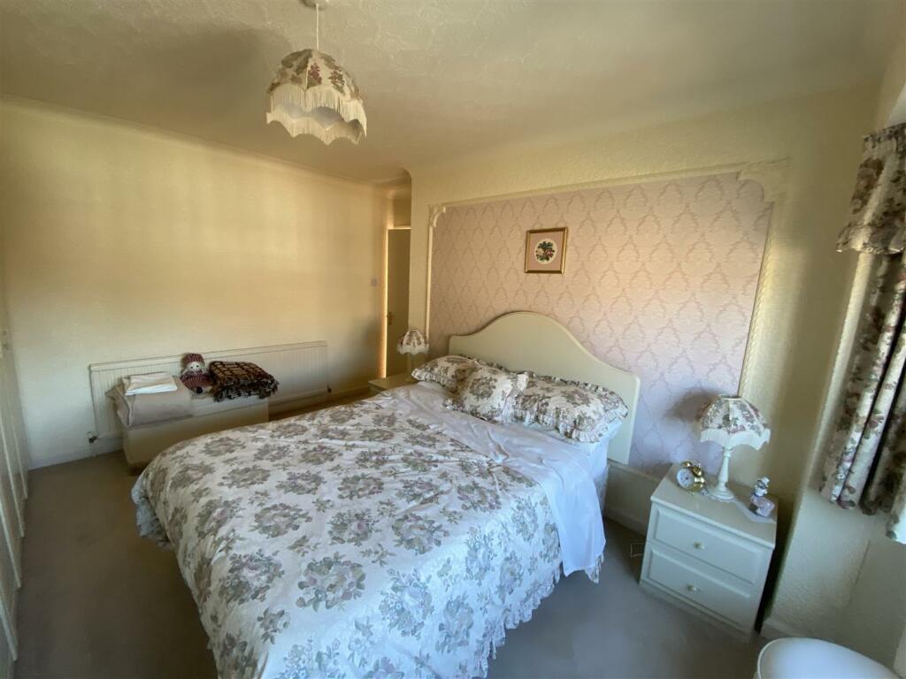 Bedroom no.1 front double: