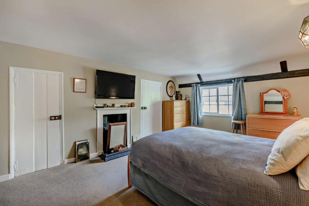 Main Bedroom
