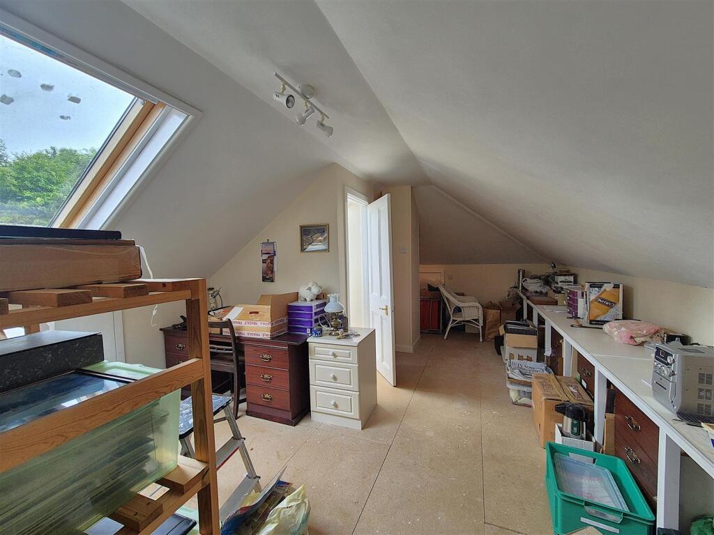 Attic room.jpg