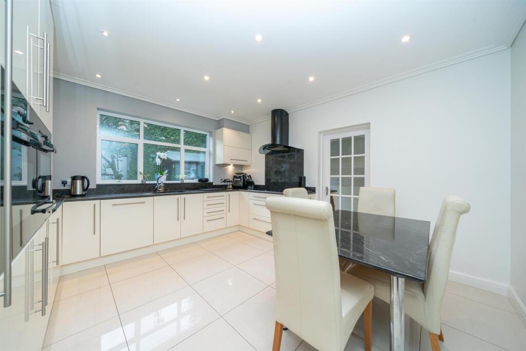 Kitchen/dining room