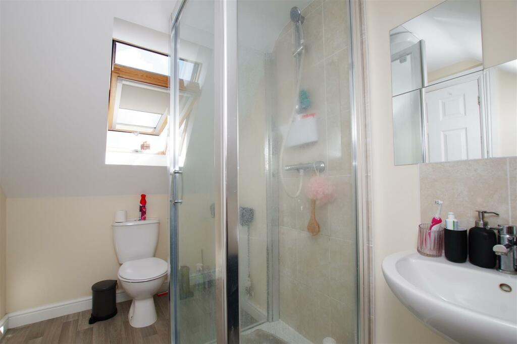 En-Suite Shower