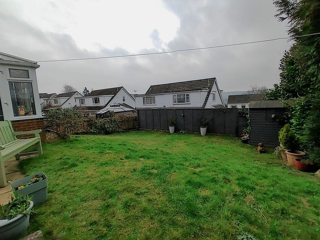 rear garden-