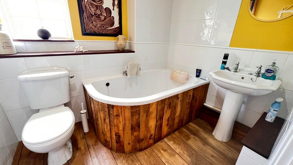 Bathroom/w.c.