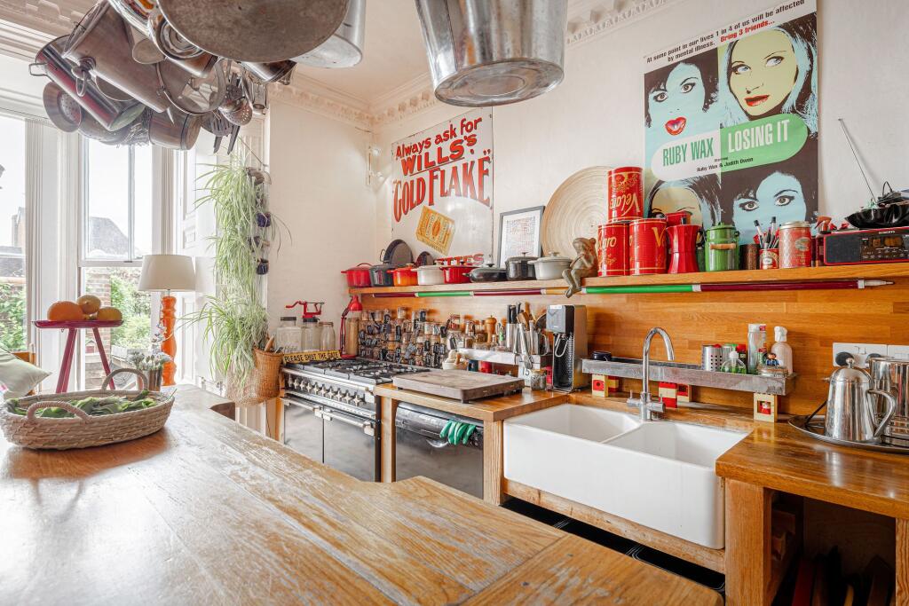 Kitchen Family Room