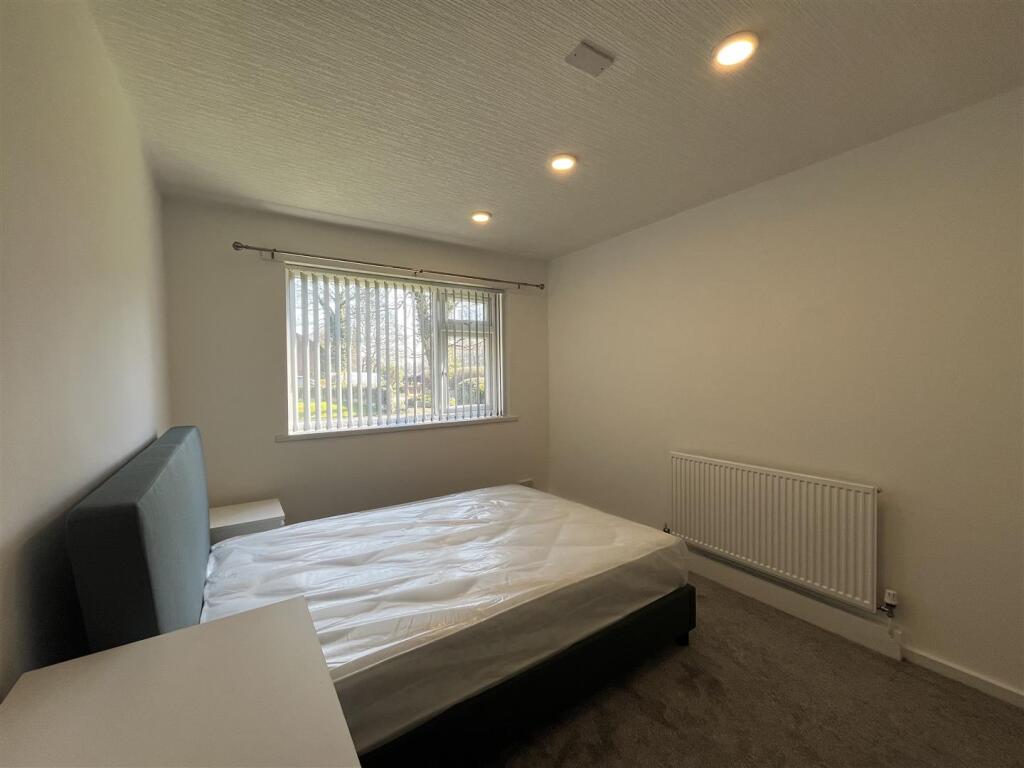 Bedroom Master