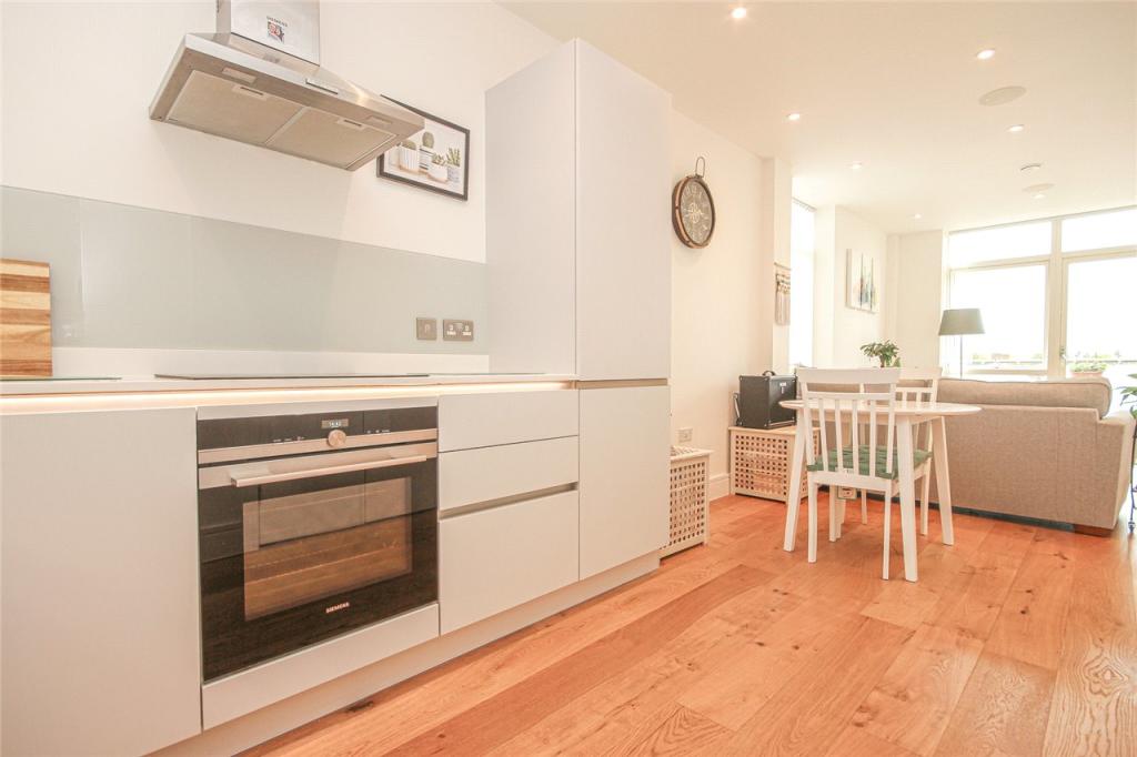 Kitchen / Living