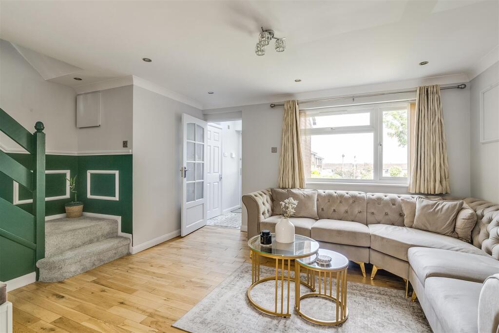 Halsey Drive 120-16.jpg