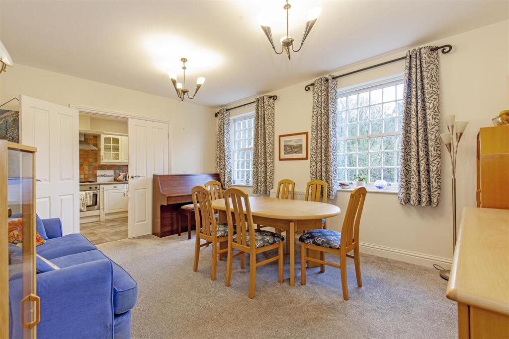 Dining Room-1.jpg