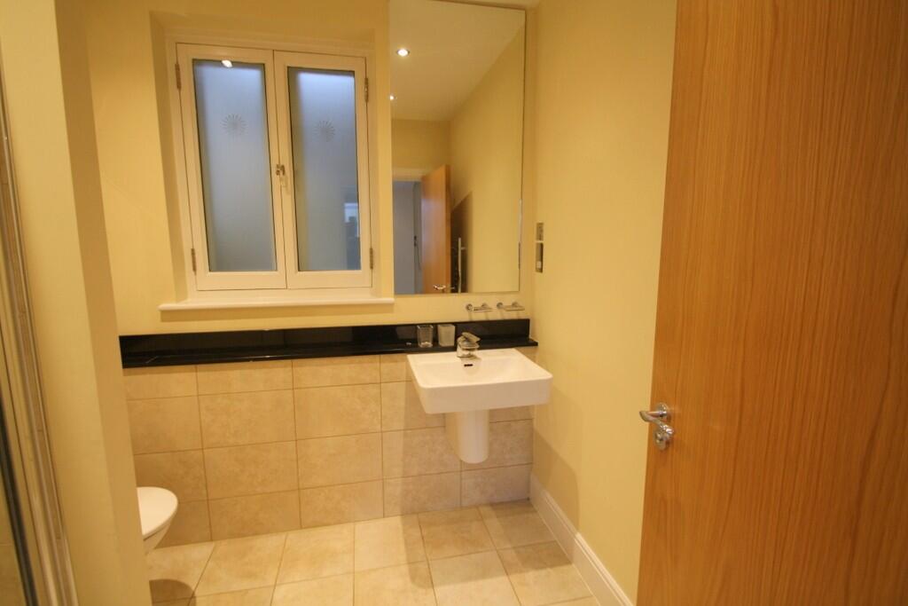 Ensuite