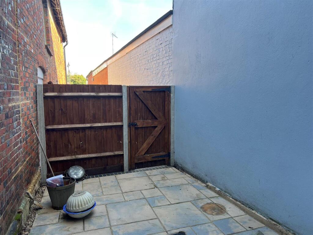 Courtyard garden.jpg