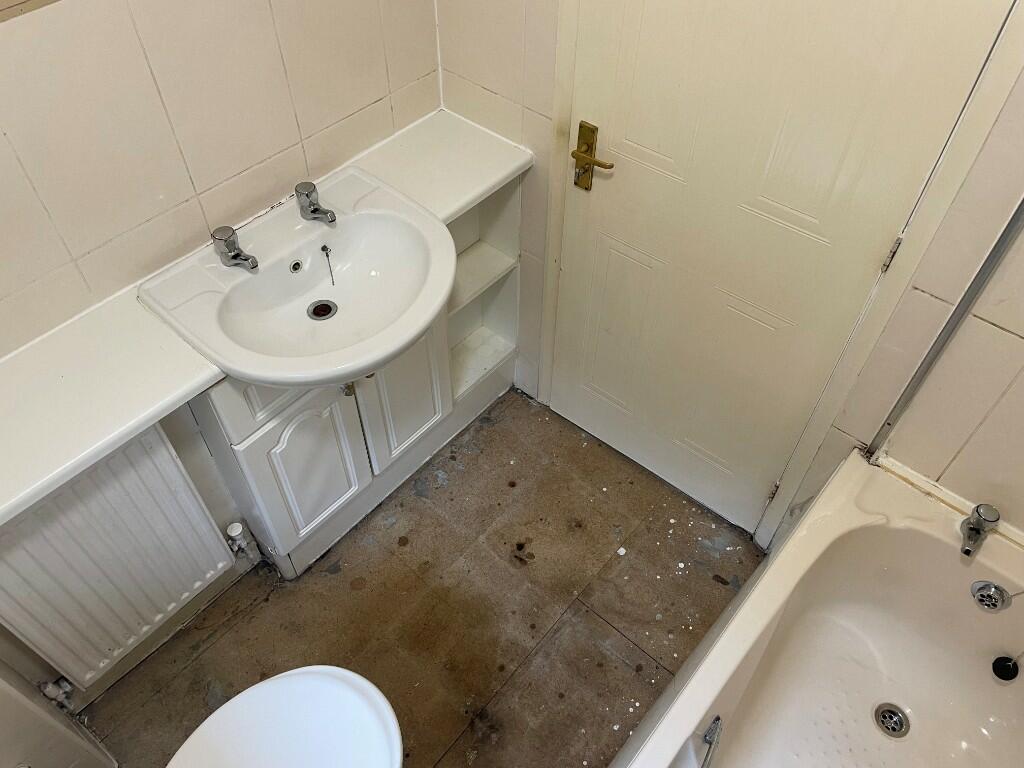 Bathroom aspect 2. 