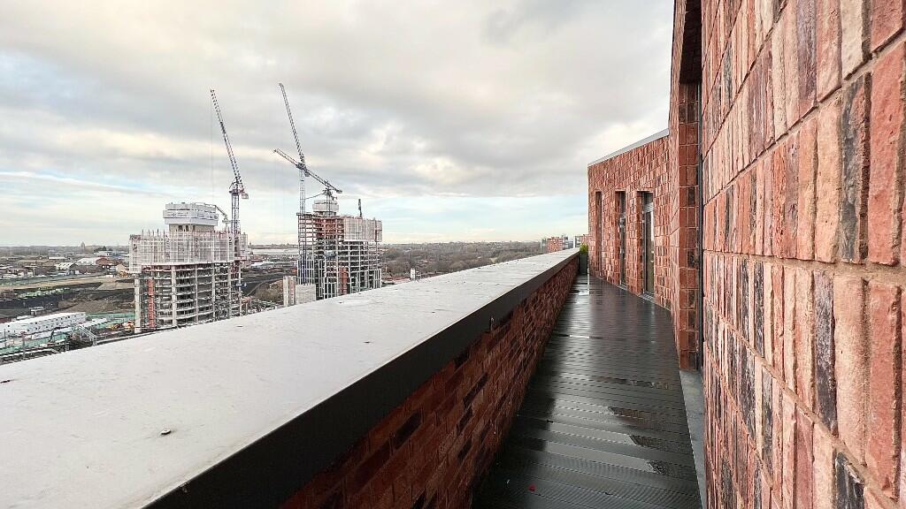 PRIVATE TERRACE