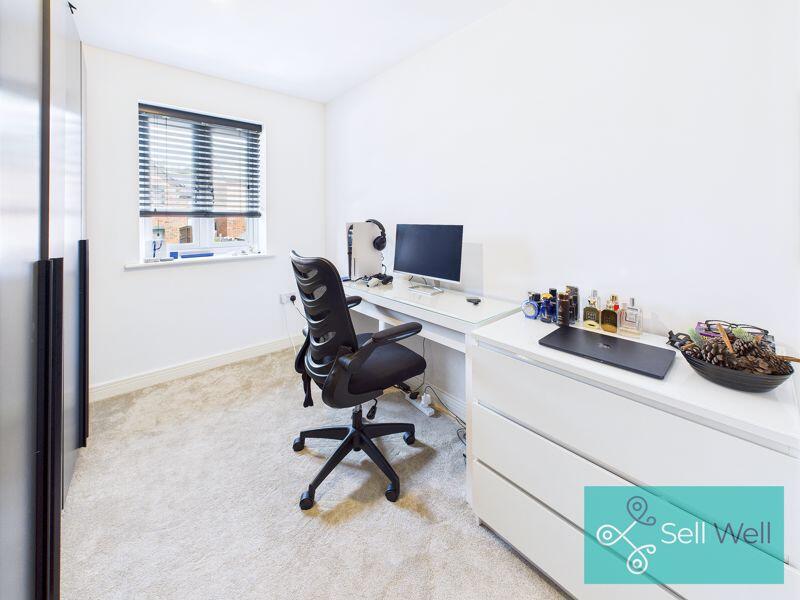 Bedroom/Office