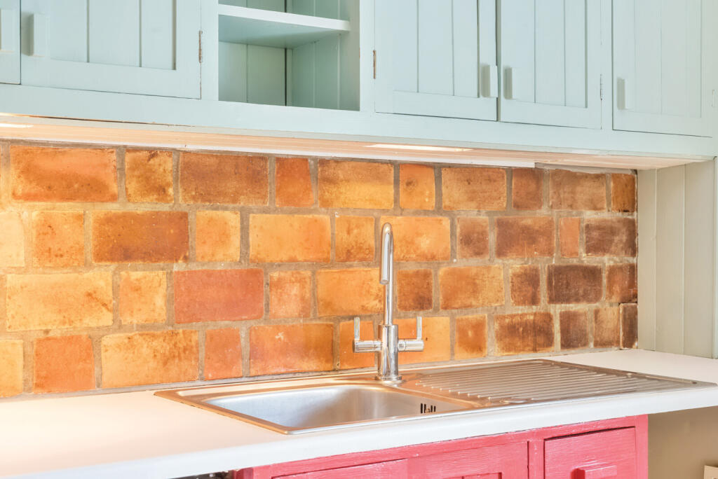 3-682327e213a8e-1...