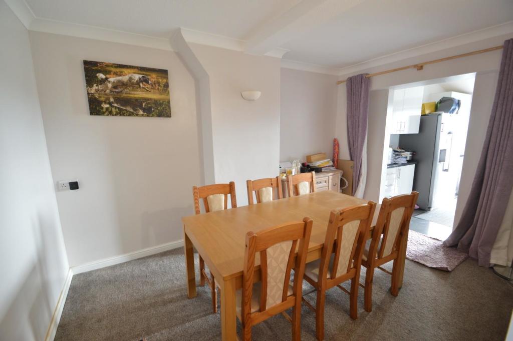 35 The Causeway dining area.JPG