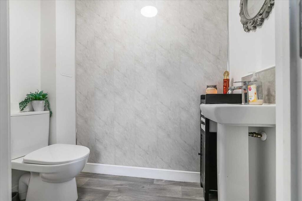 Lower Level WC