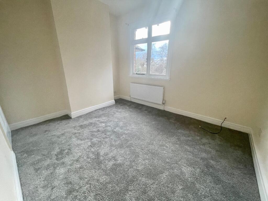 Bedroom 2 (overlooking Rear Garden)