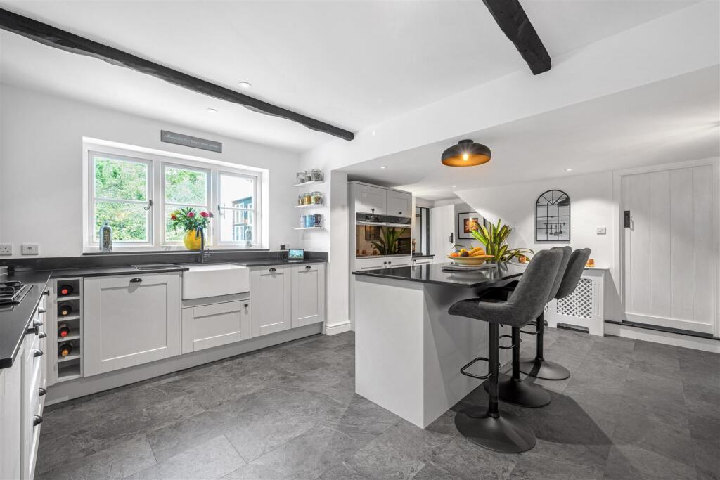 Magpie Kitchen copy 2.jpg