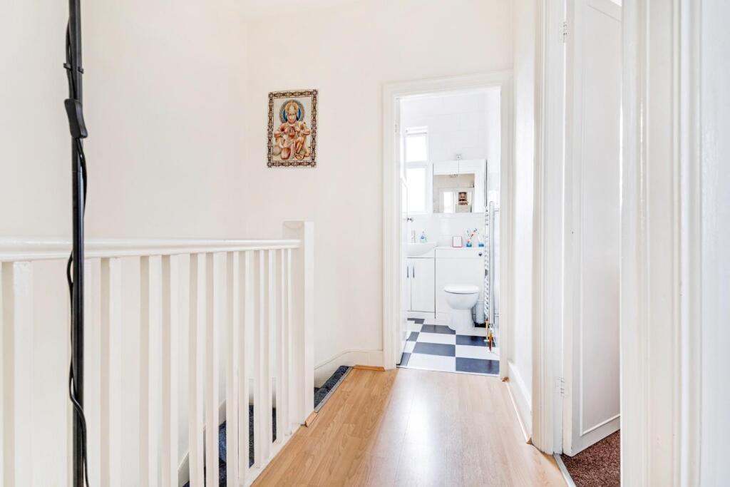 277 Lordship Lane-21.jpg