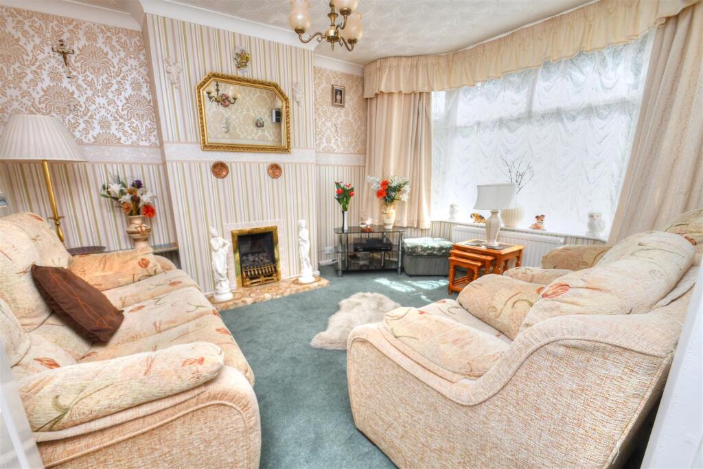 DSC_8231_Smooth 3.jpg