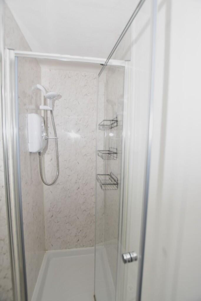 Shower detail