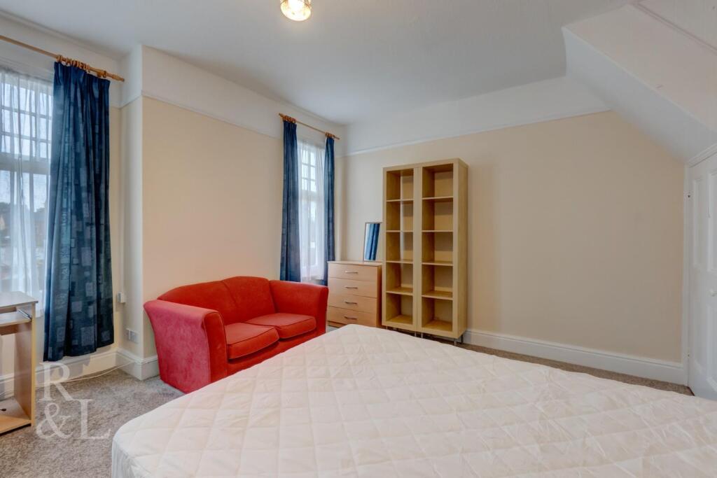 Trent Boulevard  (2)-4.jpg