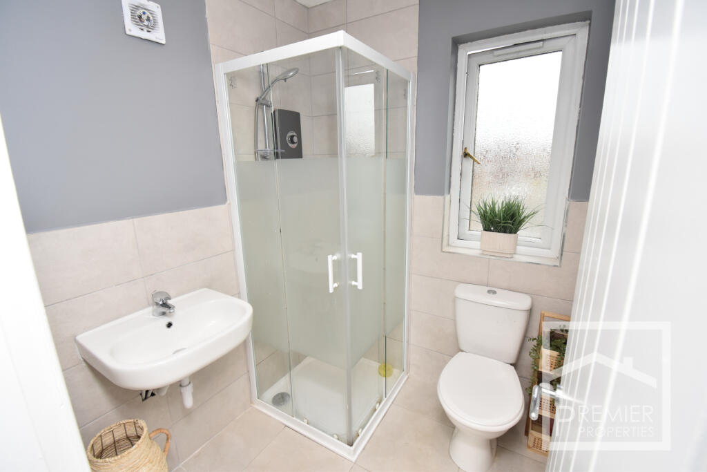 En-suite shower room