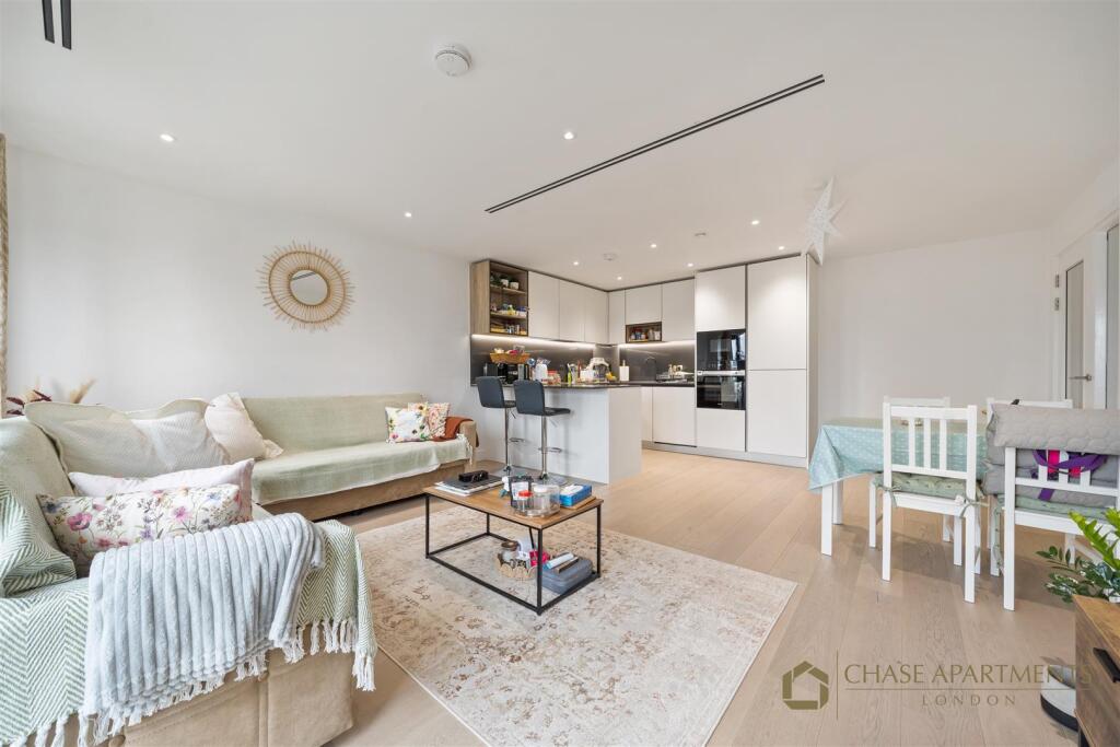 Fermont House NW9 4FG-3.jpg