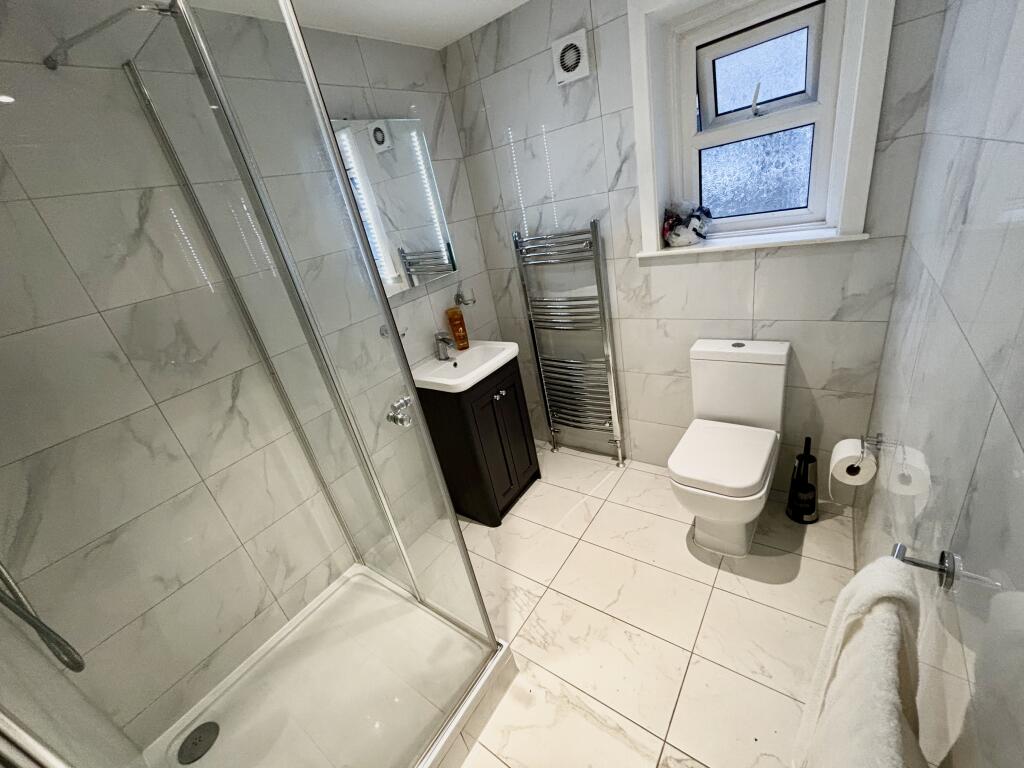 En Suite B