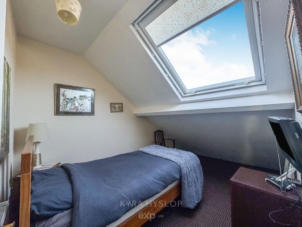 Tlc 9158b17f-cb83-49cf-b2f9-faa7a4765727 9ce891c T202508081123.jpg