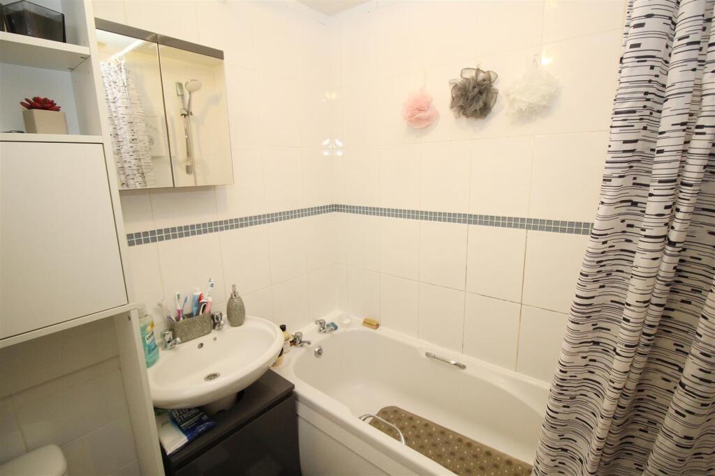 Bath.JPG