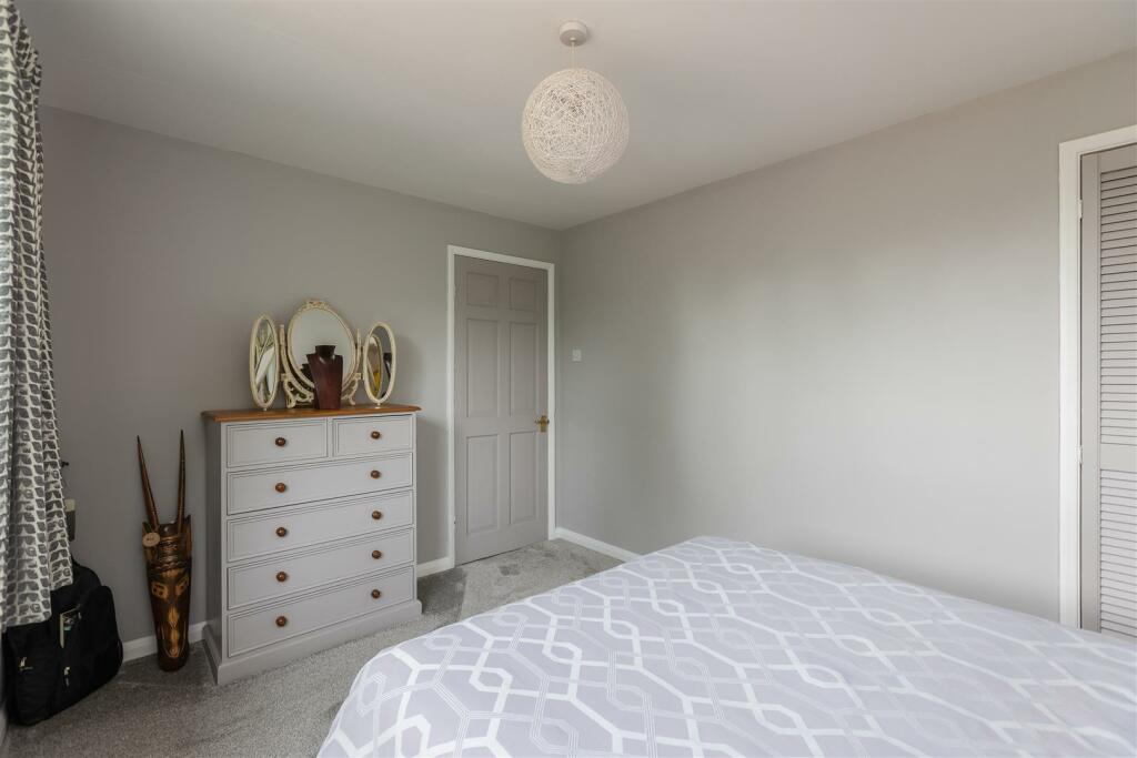 Pasture Lodge Bedroom 3-2.jpg