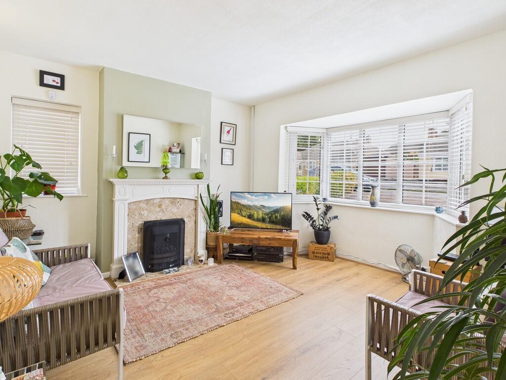 CAM04578G0-PR0024...