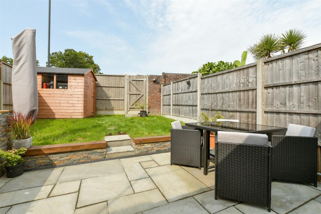 Patio / Decking