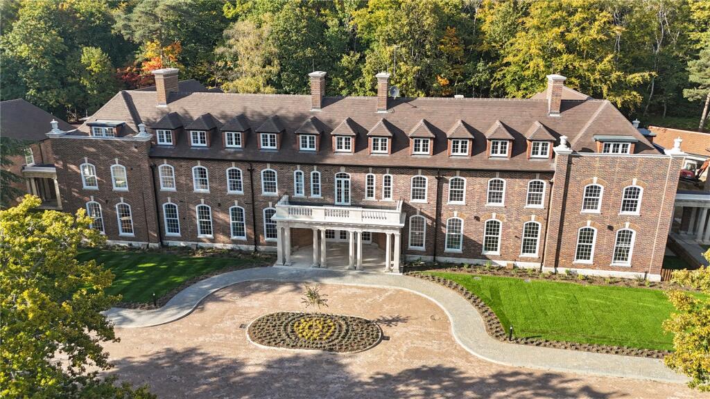 Brunswick Road, Deepcut, Camberley, Surrey, GU16