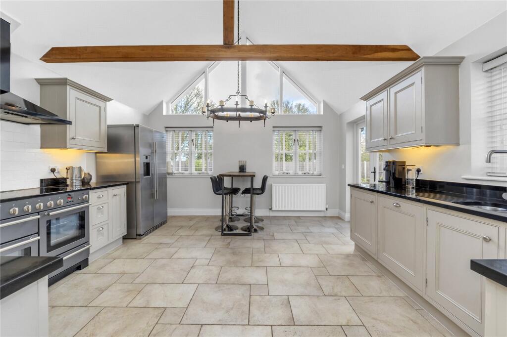 Kitchen/Breakfast Rm