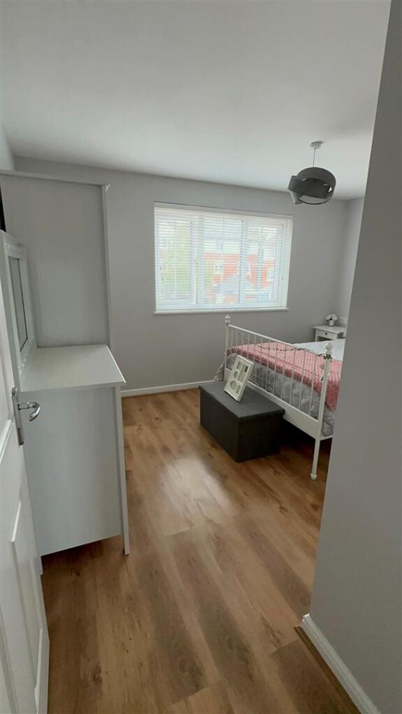 Bedroom.jpg