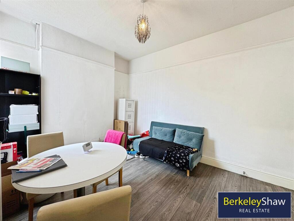 Glendower Road, Waterloo