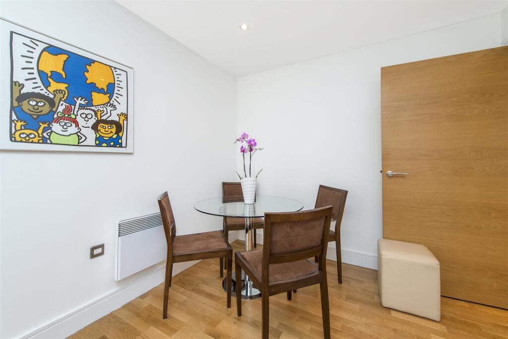 Dining Area.jpg