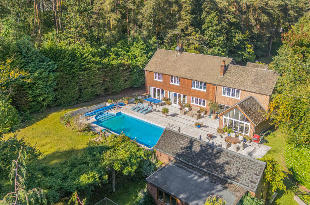 1359486-7-68dc0f9...