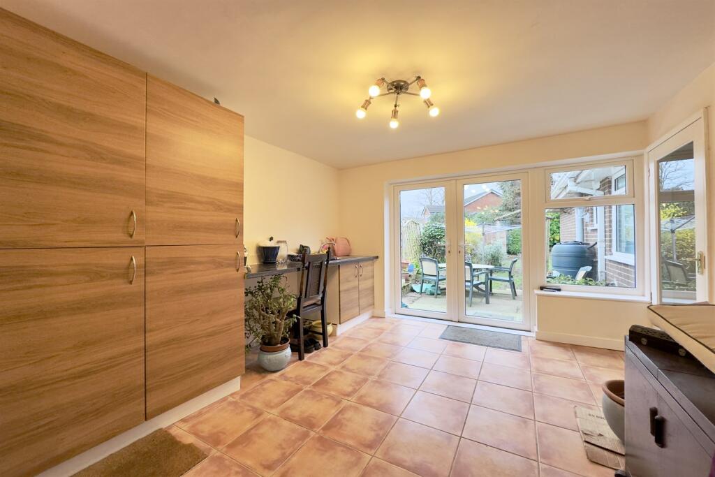Utility Room/Conserv