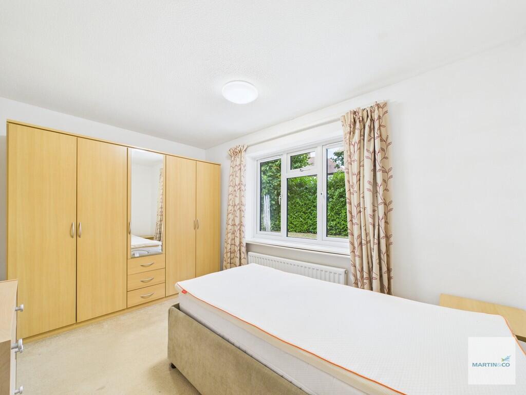 CAM03394G0-PR0370...