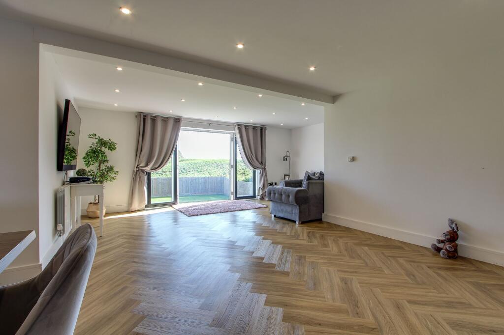 Open Plan Lounge/Kitchen/Dining Room