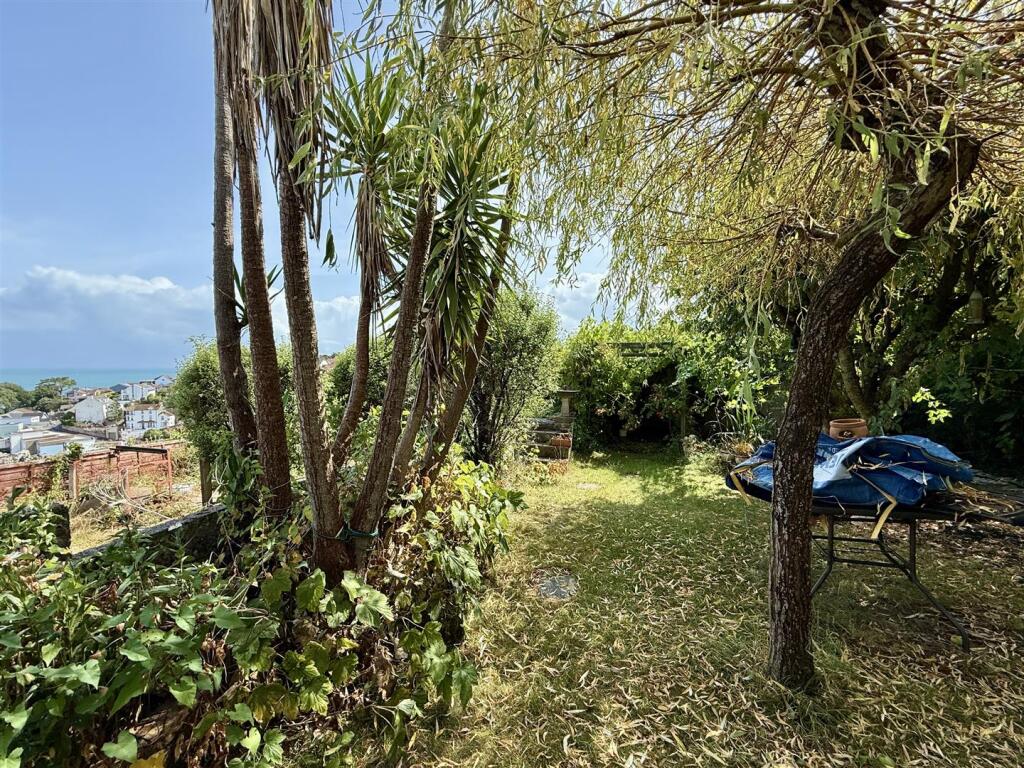 Garden Towards Views.JPG