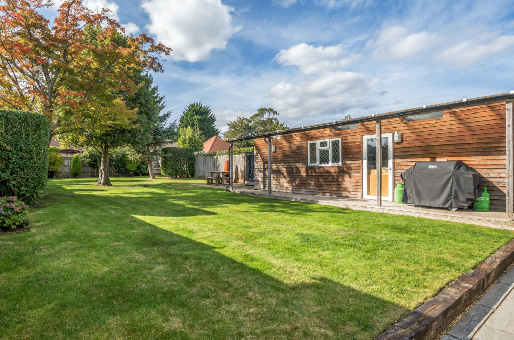 1363021-7-68e514b...