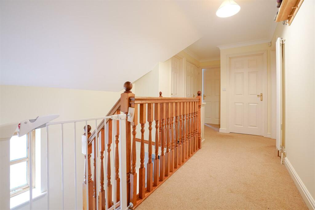 12A Copperfield Way, Burwell-27.jpg