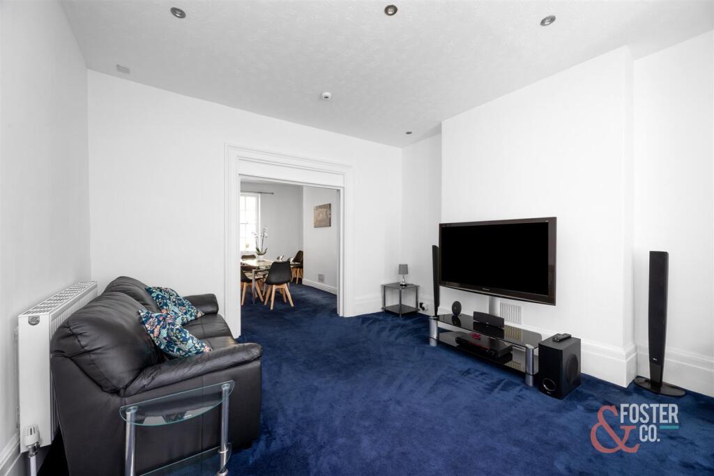 Lansdowne Place, 44-023.jpg