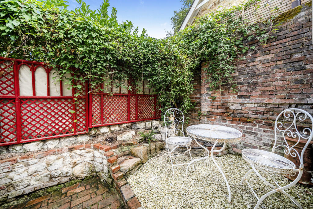 1346937-20-68b181...